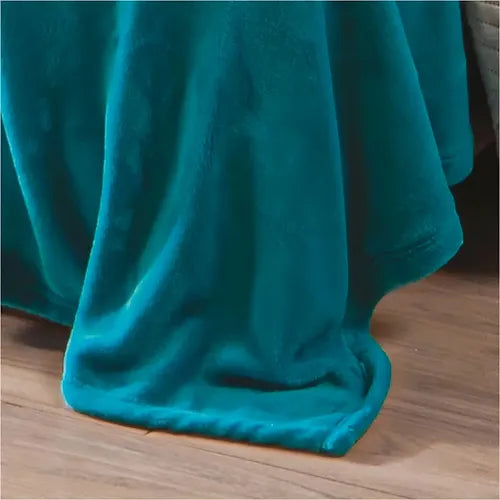 Cobertor Ultra Suave Ligero Esmeralda + Par de Fundas Velvet Esmeralda